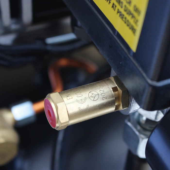 SIP 05483 DD 2hp 50ltr Low Noise Vertical Compressor (9.6CFM)