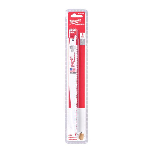 Milwaukee saw blade in packaging on a white background