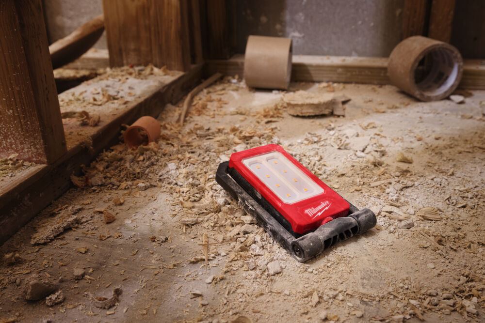 Milwaukee IRFFL500 Internal Rechargeable Folding Flood Light