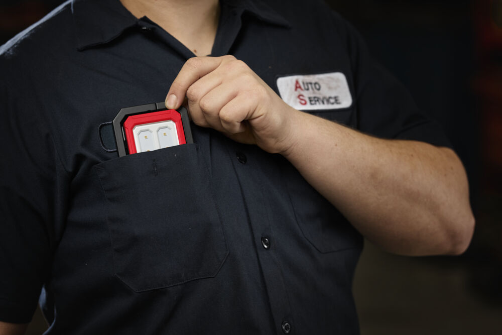 Milwaukee IRFFL500 Internal Rechargeable Folding Flood Light