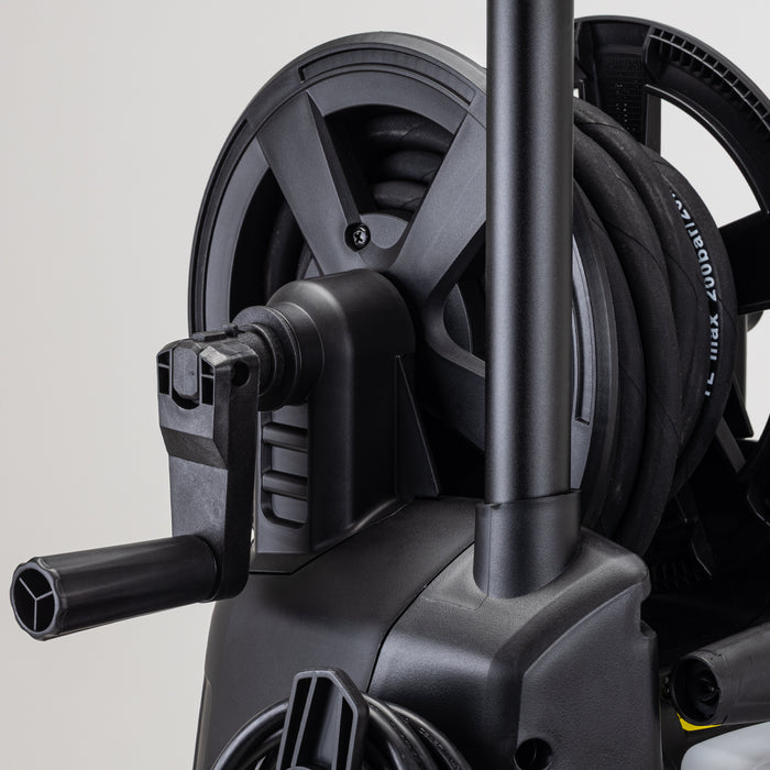 DeWalt DXPW003F 150bar 700L/hr 2.7kW High Pressure Washer with Hose Reel