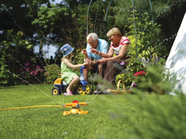 Hozelock 2520 Vortex 2 in 1 Sprinkler