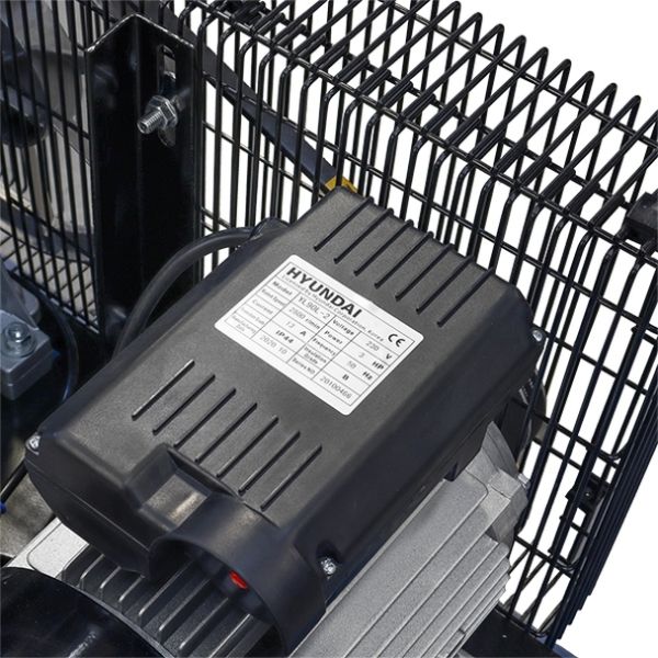 Hyundai HY3200S 200 Litre 3HP Air Compressor 14CFM
