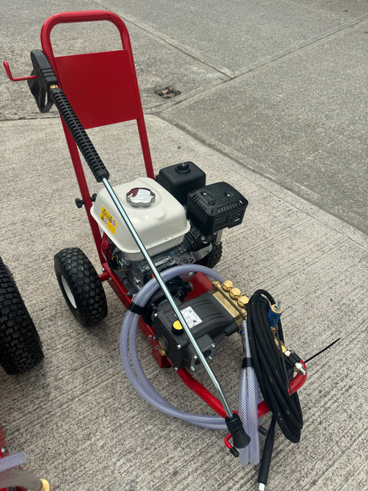 Honda 6.5HP Power Washer with Hawk Pump (2,200psi) Red Frame