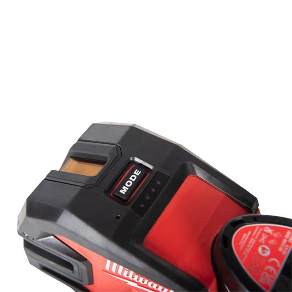 Milwaukee M12CLL4P-301C M12 Cross Line with 4 Points Laser, 1x Track Clip, 1x Target Plate (1x3Ah)