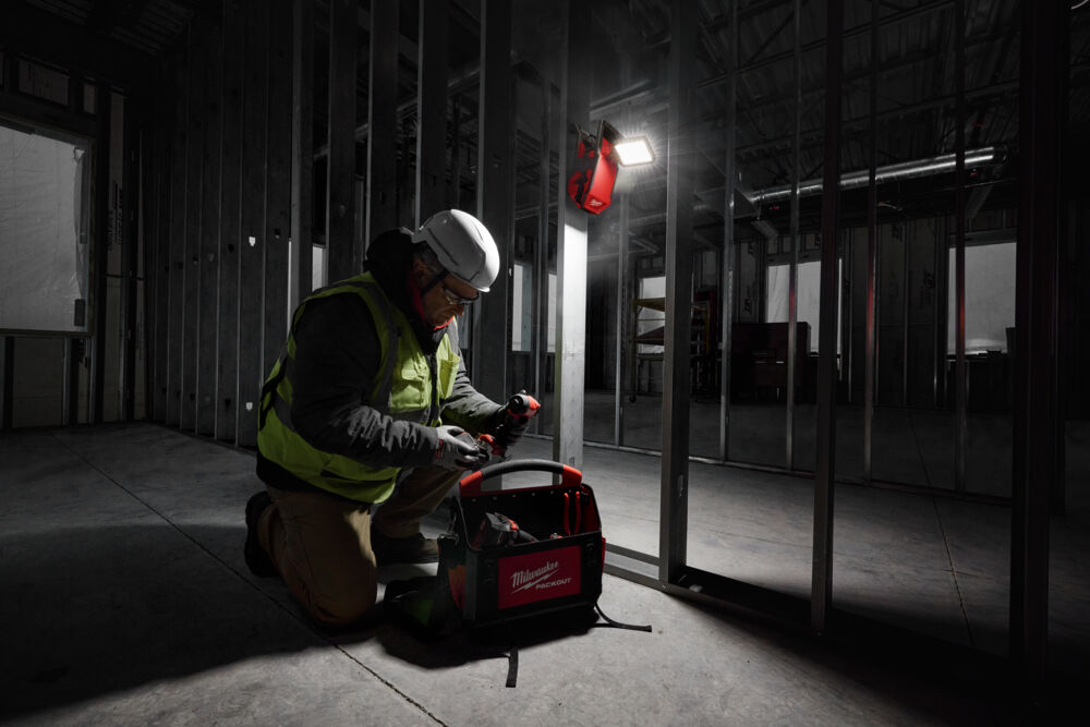 Milwaukee M18PAL2 M18 GEN 2 Pivoting Area Light (Bare Unit)