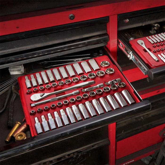 Milwaukee 3/8'' Drive 32Pc Ratchet & Socket Set - Metric