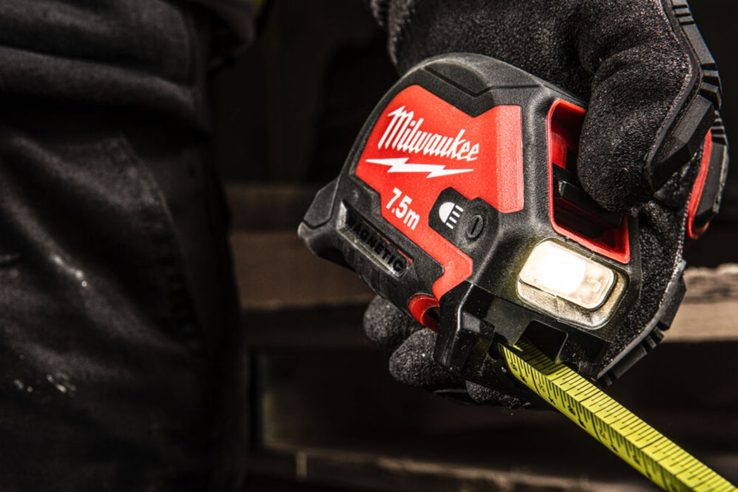 Milwaukee 4932492469 LED Magnetic Tape Measure 7.5m