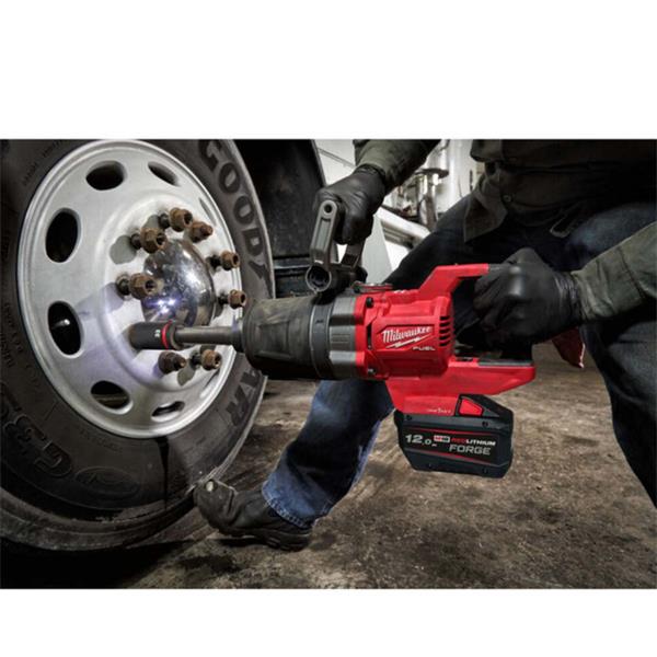 Milwaukee M18ONEFHIWF1D-121C 18V FUEL D-Handle 1" Impact Wrench (1x12.0Ah Forge)