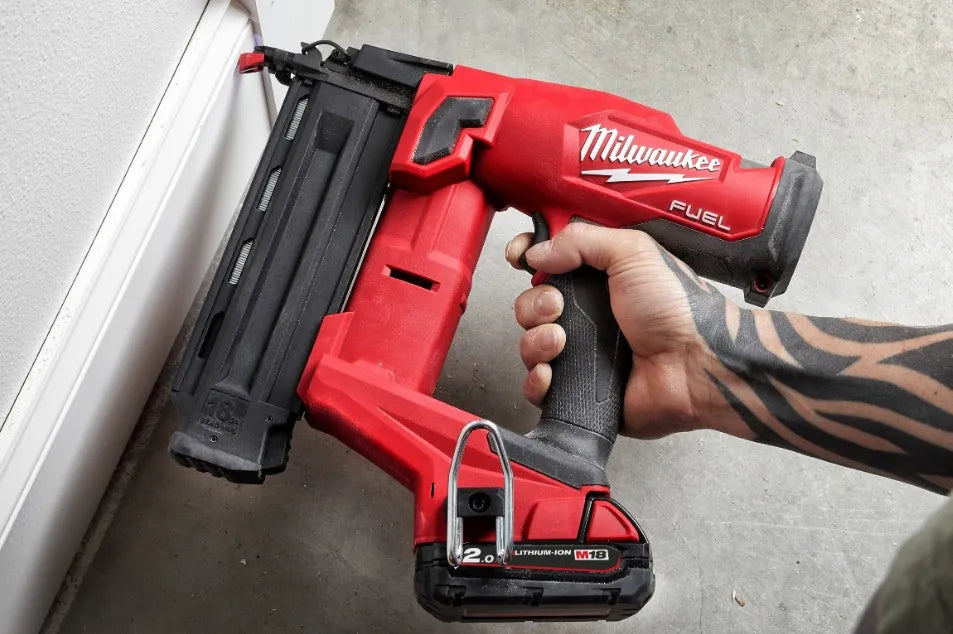 Milwaukee M18FN18GS-0X M18 FUEL 18G Finish Nailer In HD Box (Bare Unit)